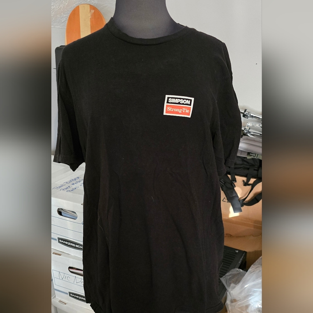 EUC Simspon Stong Tie Tshirt